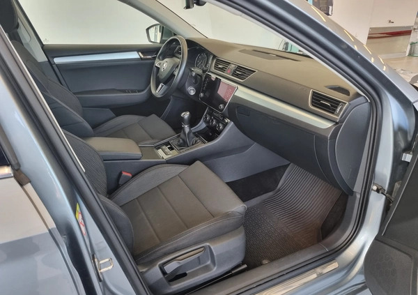 Skoda Superb cena 83000 przebieg: 128000, rok produkcji 2018 z Wągrowiec małe 121